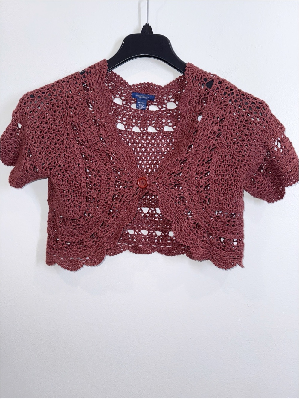 American Eagle crochet knit Y2K burgundy brown open weave shrug size medium